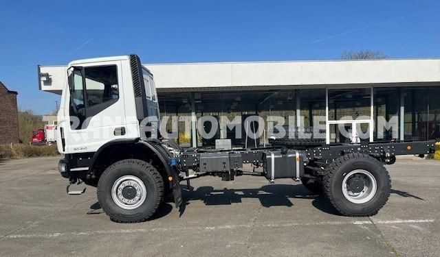 Iveco Eurocargo ML150E24WS 5.9L TURBO DIESEL 4x4 EURO3 CHASSIS CAB - EXPORT OUT EU - الشاسيه شاحنة: صور 5 Iveco Eurocargo ML150E24WS 5.9L TURBO DIESEL 4x4 EURO3 CHASSIS CAB - EXPORT OUT EU - الشاسيه شاحنة: صور 5