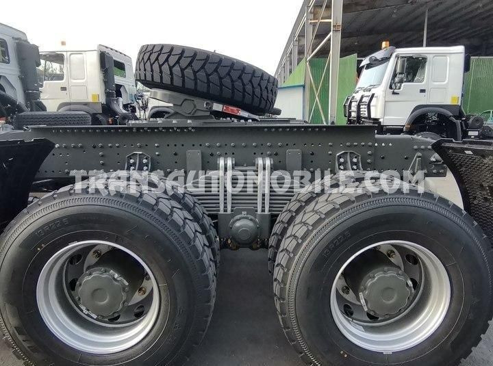 Sinotruk HOWO 6X6 ALL-WHEEL DRIVE - شاحنة جرار: صور 5 Sinotruk HOWO 6X6 ALL-WHEEL DRIVE - شاحنة جرار: صور 5