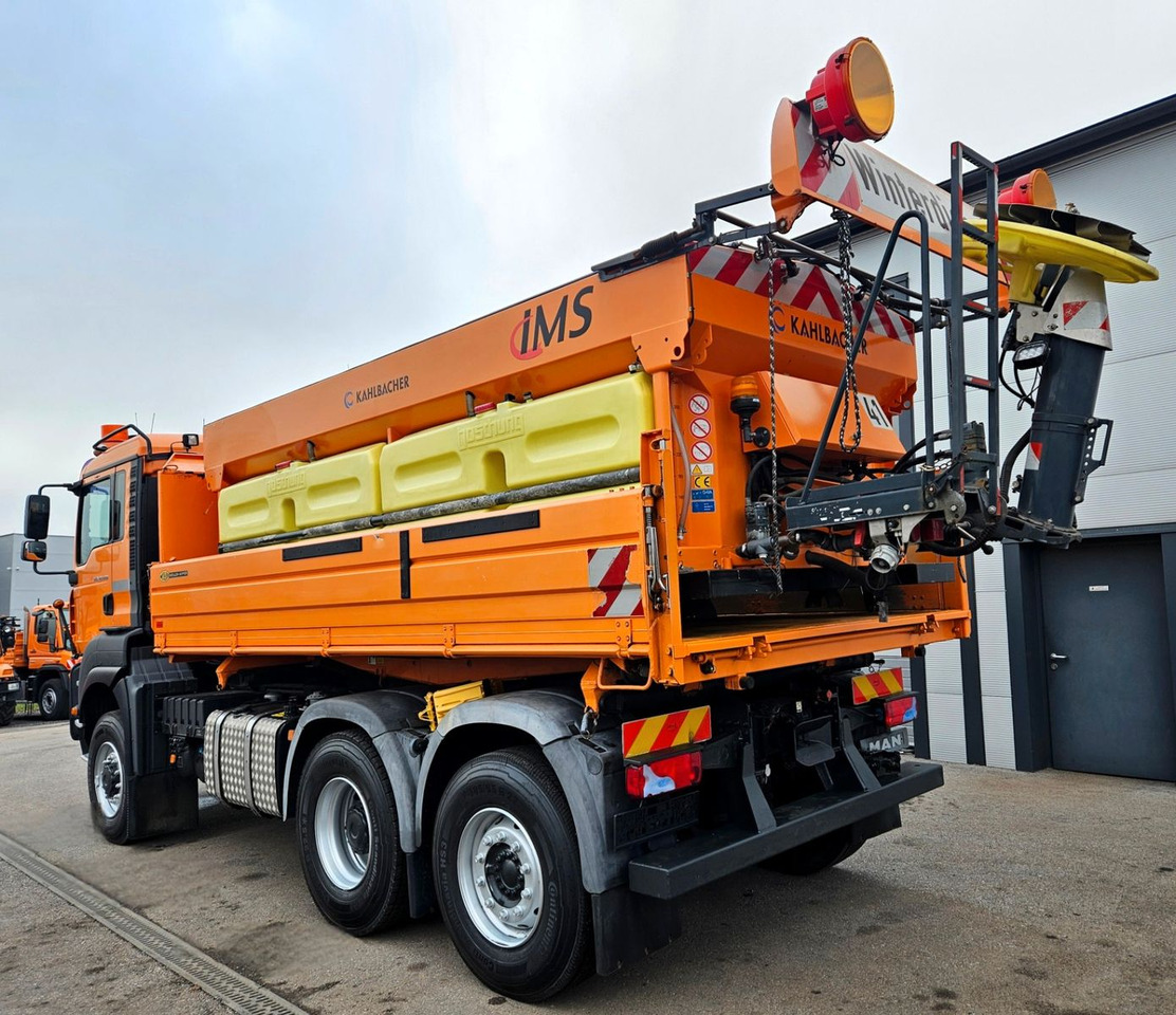 MAN TGA 28.400 6x4-4 Winterdienst - قلابات: صور 3 MAN TGA 28.400 6x4-4 Winterdienst - قلابات: صور 3