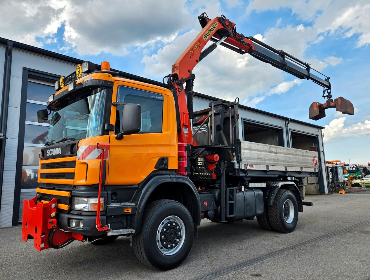 Scania P114 CB 380 4x4 Palfinger PK12502 Kran Funk - قلابات, شاحنة كرين: صور 3 Scania P114 CB 380 4x4 Palfinger PK12502 Kran Funk - قلابات, شاحنة كرين: صور 3