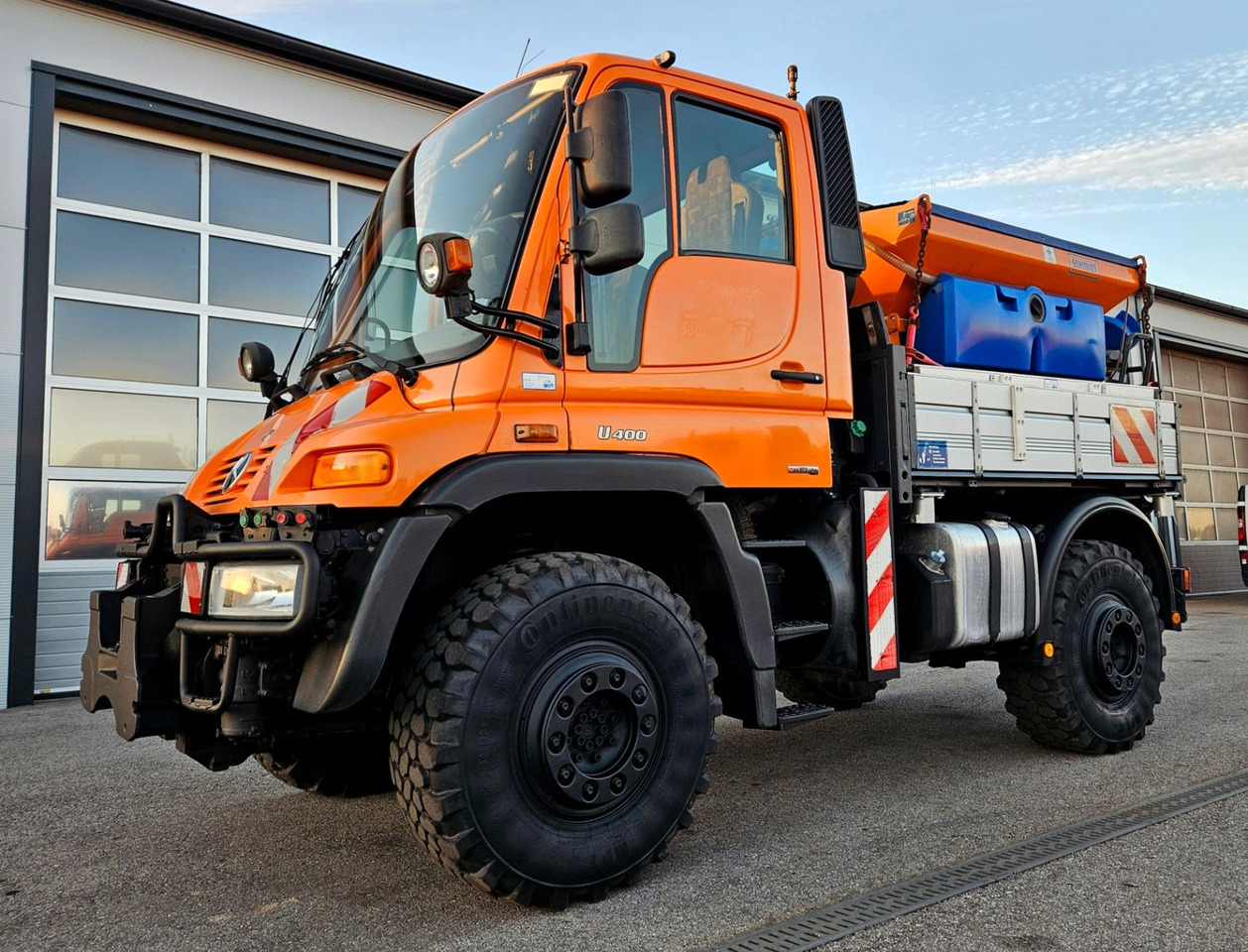 Unimog U400 6 Zylinder EAS 5960h - قلابات: صور 1 Unimog U400 6 Zylinder EAS 5960h - قلابات: صور 1