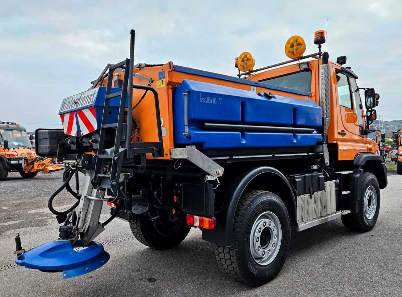 Unimog U423 UGE Euro6 Hydrostat Schmidt Stratos - قلابات: صور 5 Unimog U423 UGE Euro6 Hydrostat Schmidt Stratos - قلابات: صور 5