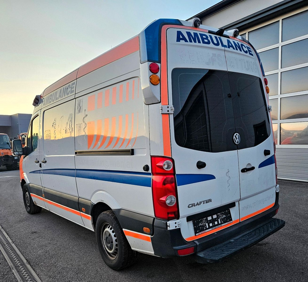 Volkswagen CRAFTER TDI Ambulance RTW L2H2 DLOUHY - سيارة إسعاف: صور 3 Volkswagen CRAFTER TDI Ambulance RTW L2H2 DLOUHY - سيارة إسعاف: صور 3