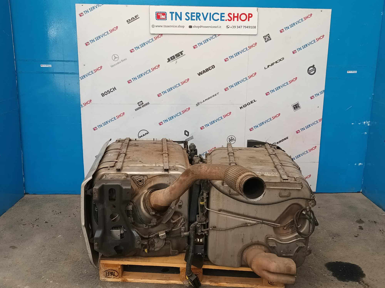 Catalizzatore Mercedes-Benz MP4 - المحرك: صور 1 Catalizzatore Mercedes-Benz MP4 - المحرك: صور 1