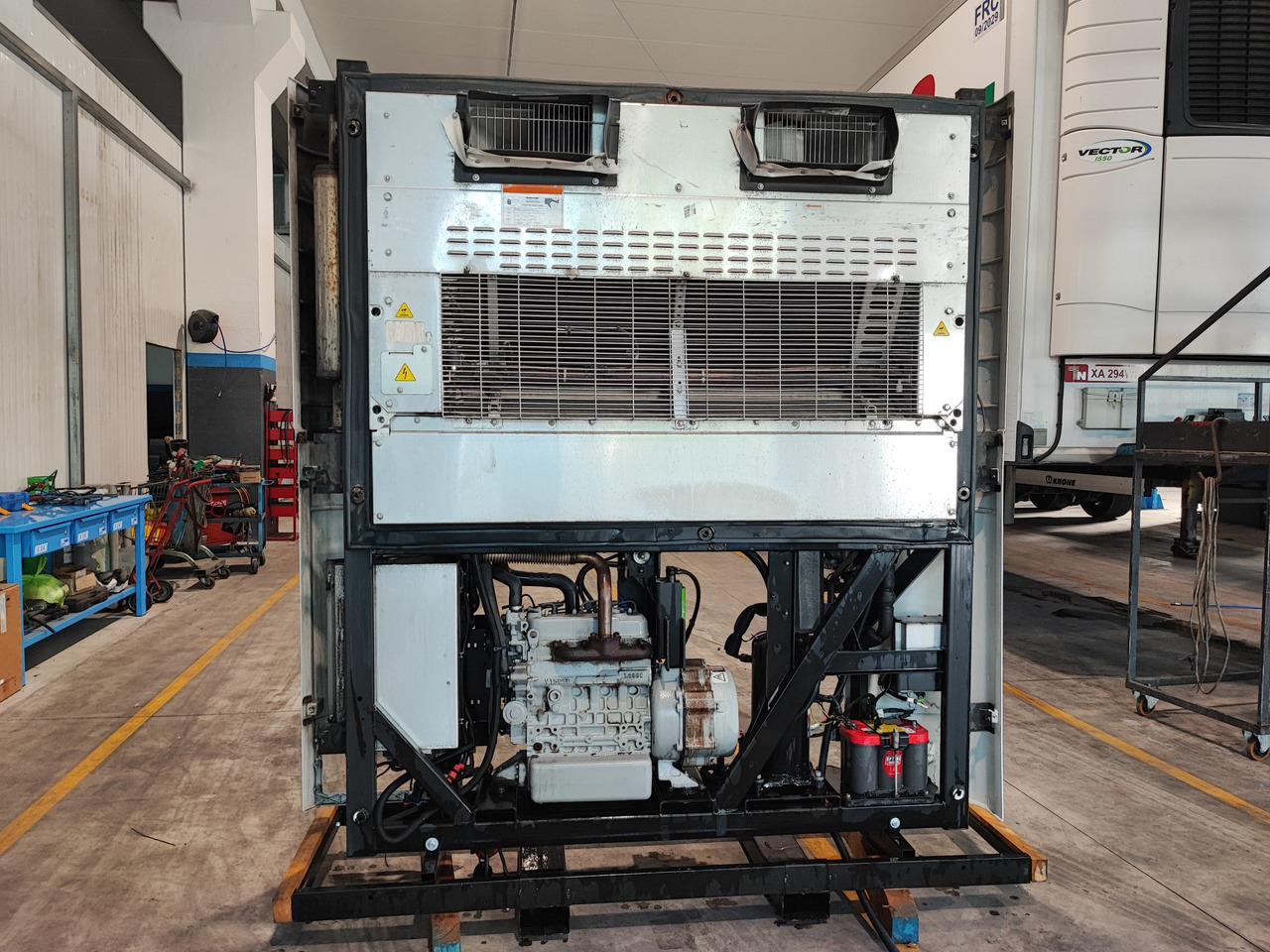 Motore Frigo Carrier Vector 1550 - ثلاجة: صور 2 Motore Frigo Carrier Vector 1550 - ثلاجة: صور 2