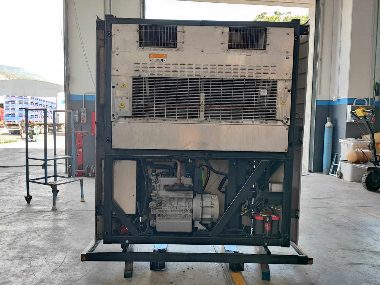 Motore Frigo Carrier Vector 1550 - ثلاجة: صور 4 Motore Frigo Carrier Vector 1550 - ثلاجة: صور 4