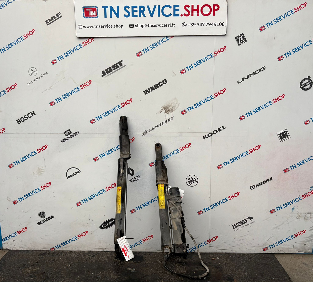 Pistoni MAN IVECO - علم السوائل المتحركة - شاحنة: صور 1 Pistoni MAN IVECO - علم السوائل المتحركة - شاحنة: صور 1