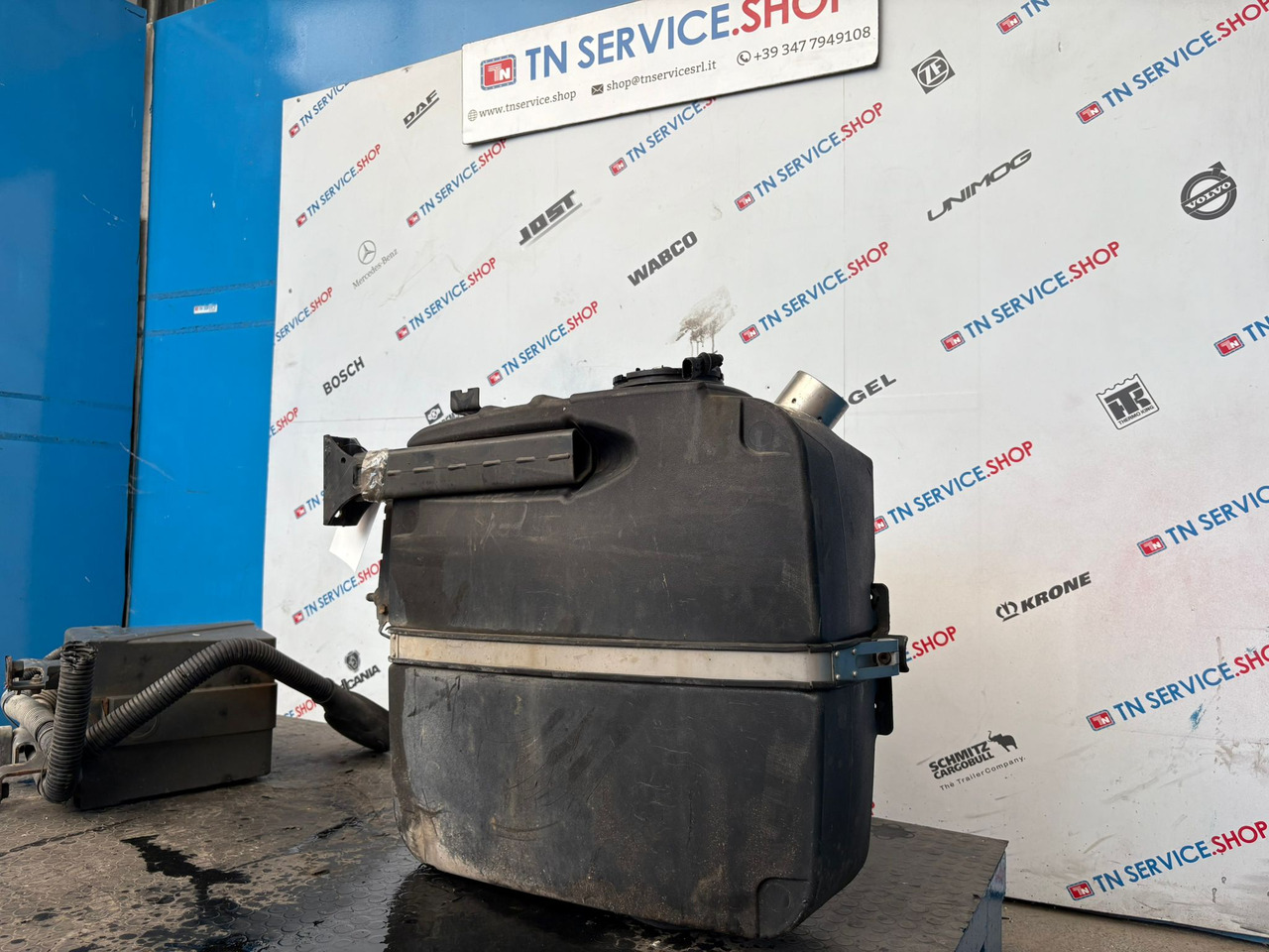 Serbatoio Adblue Iveco - خزان AdBlue - الشاحنات الصغيرة: صور 2 Serbatoio Adblue Iveco - خزان AdBlue - الشاحنات الصغيرة: صور 2