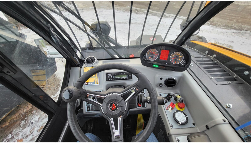 Dieci Mini Agri 20.4 SMART - لودر: صور 2 Dieci Mini Agri 20.4 SMART - لودر: صور 2