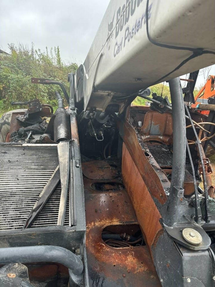 Bobcat TL 470 HF Ausgebrannt - رافعة تلسكوبية: صور 2 Bobcat TL 470 HF Ausgebrannt - رافعة تلسكوبية: صور 2