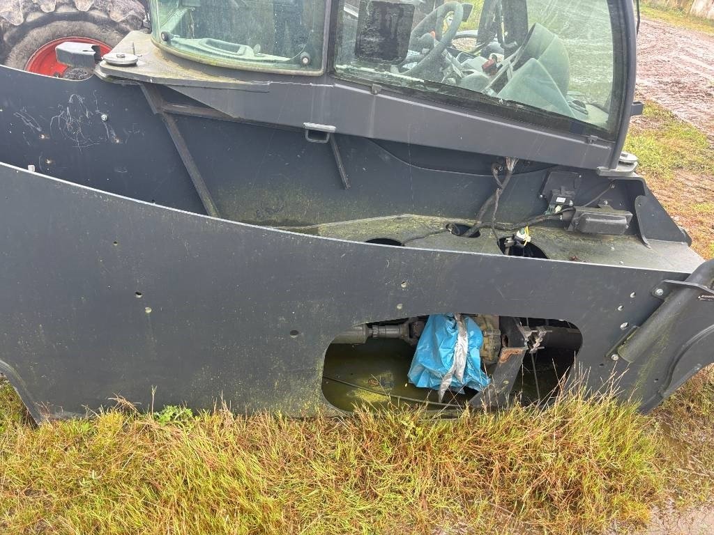 Bobcat TL 470 HF Ausgebrannt - رافعة تلسكوبية: صور 4 Bobcat TL 470 HF Ausgebrannt - رافعة تلسكوبية: صور 4