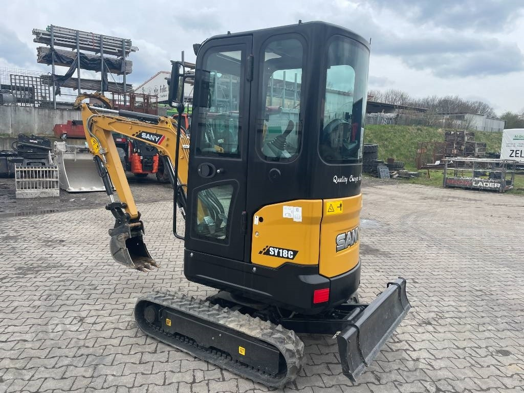 Sany SY 18 C - حفارة مصغرة: صور 1 Sany SY 18 C - حفارة مصغرة: صور 1