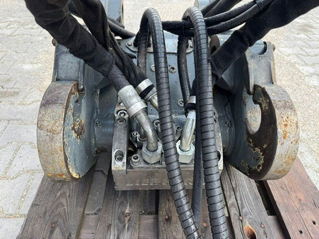 Liebherr Likufix SWA48 - وصلة الربط للمعدات المعلقة: صور 5 Liebherr Likufix SWA48 - وصلة الربط للمعدات المعلقة: صور 5