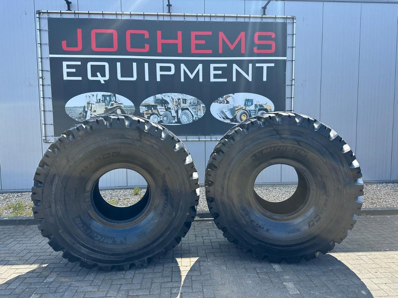 Michelin 29.5R25 Banden tyres - الإطارات: صور 1 Michelin 29.5R25 Banden tyres - الإطارات: صور 1