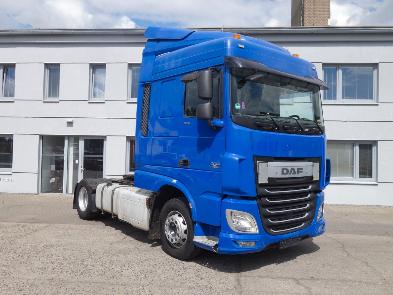 DAF XF 460 SC Standard, Standklima, 3 Stk. - شاحنة جرار: صور 3 DAF XF 460 SC Standard, Standklima, 3 Stk. - شاحنة جرار: صور 3