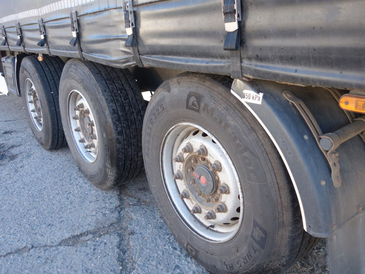 الخيمة نصف مقطورة Fliegl SDS Standard, SAF Achsen: صور 18 الخيمة نصف مقطورة Fliegl SDS Standard, SAF Achsen: صور 18