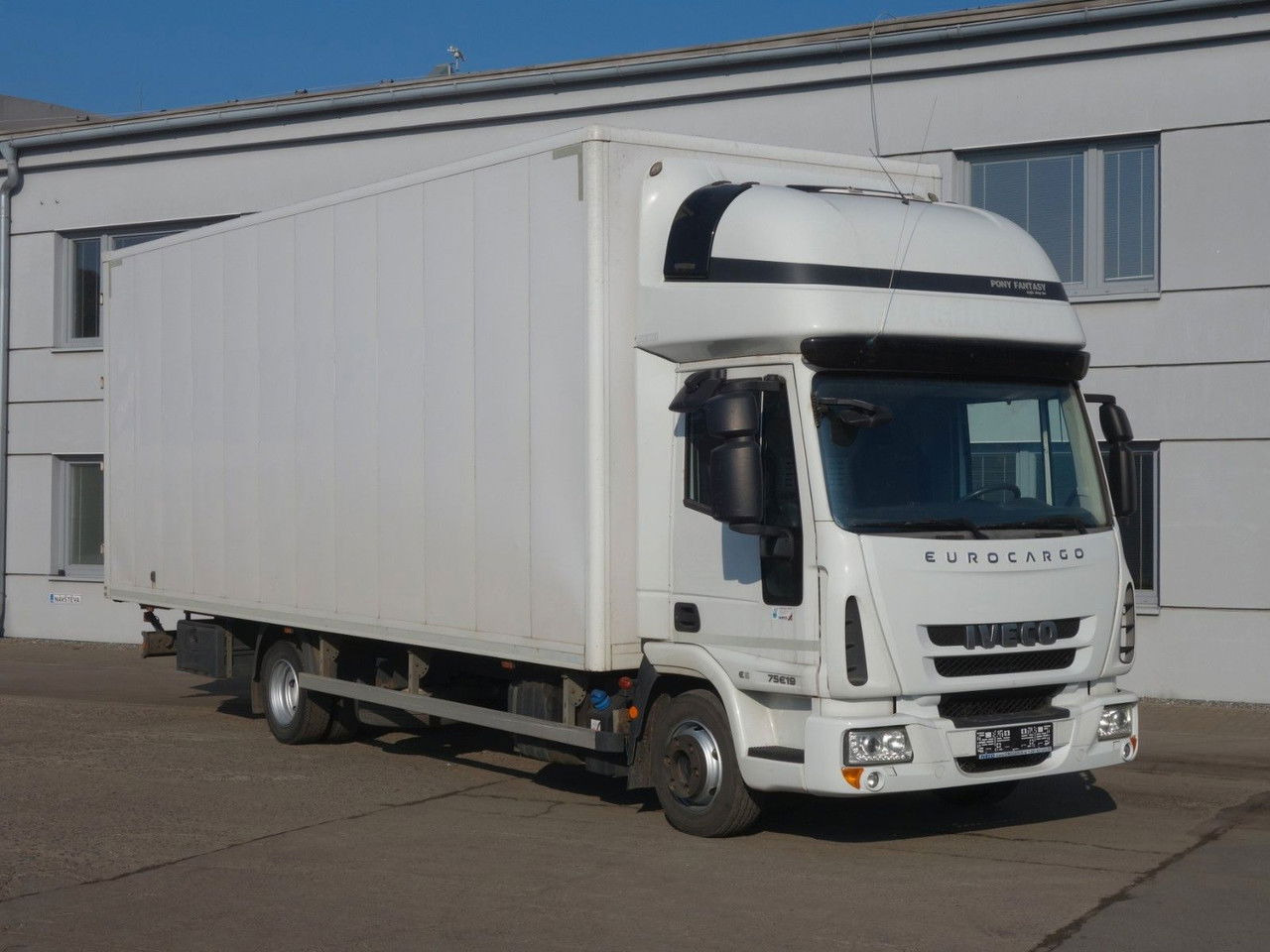 Iveco EuroCargo 75 75E19, 18 Palleten - بصندوق مغلق شاحنة: صور 3 Iveco EuroCargo 75 75E19, 18 Palleten - بصندوق مغلق شاحنة: صور 3