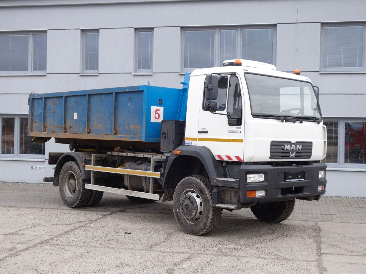 MAN 18.220 4x4 Neue Aufbau 2023 TOP 18.220 4x4 Neue Aufbau 2023 TOP - شاحنات الحاويات / جسم علوي قابل للتغيير شاحنة, شاحنة كرين: صور 3 MAN 18.220 4x4 Neue Aufbau 2023 TOP 18.220 4x4 Neue Aufbau 2023 TOP - شاحنات الحاويات / جسم علوي قابل للتغيير شاحنة, شاحنة كرين: صور 3