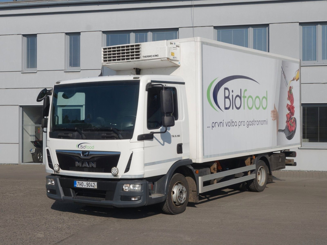 MAN TGL 8.190 mit Thermo King. 2 Temperaturen - مبردة شاحنة: صور 1 MAN TGL 8.190 mit Thermo King. 2 Temperaturen - مبردة شاحنة: صور 1