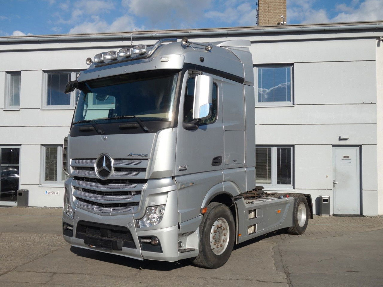 Mercedes-Benz Actros 1851 Retarder, Standard, Alu Felgen - شاحنة جرار: صور 1 Mercedes-Benz Actros 1851 Retarder, Standard, Alu Felgen - شاحنة جرار: صور 1