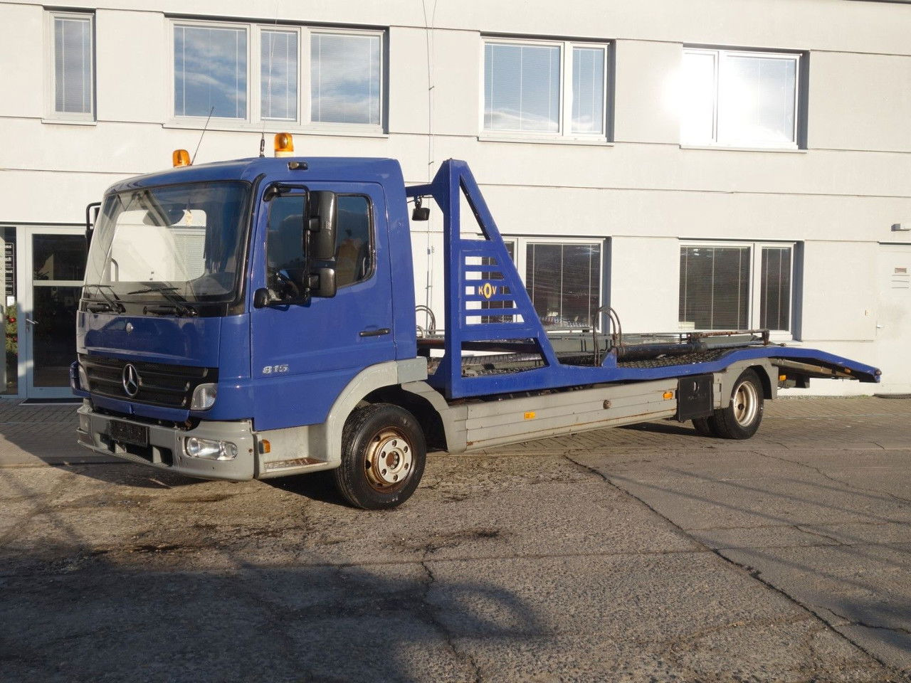 Mercedes-Benz Atego 815 für 2 PKW - شاحنة نقل سيارات شاحنة: صور 2 Mercedes-Benz Atego 815 für 2 PKW - شاحنة نقل سيارات شاحنة: صور 2