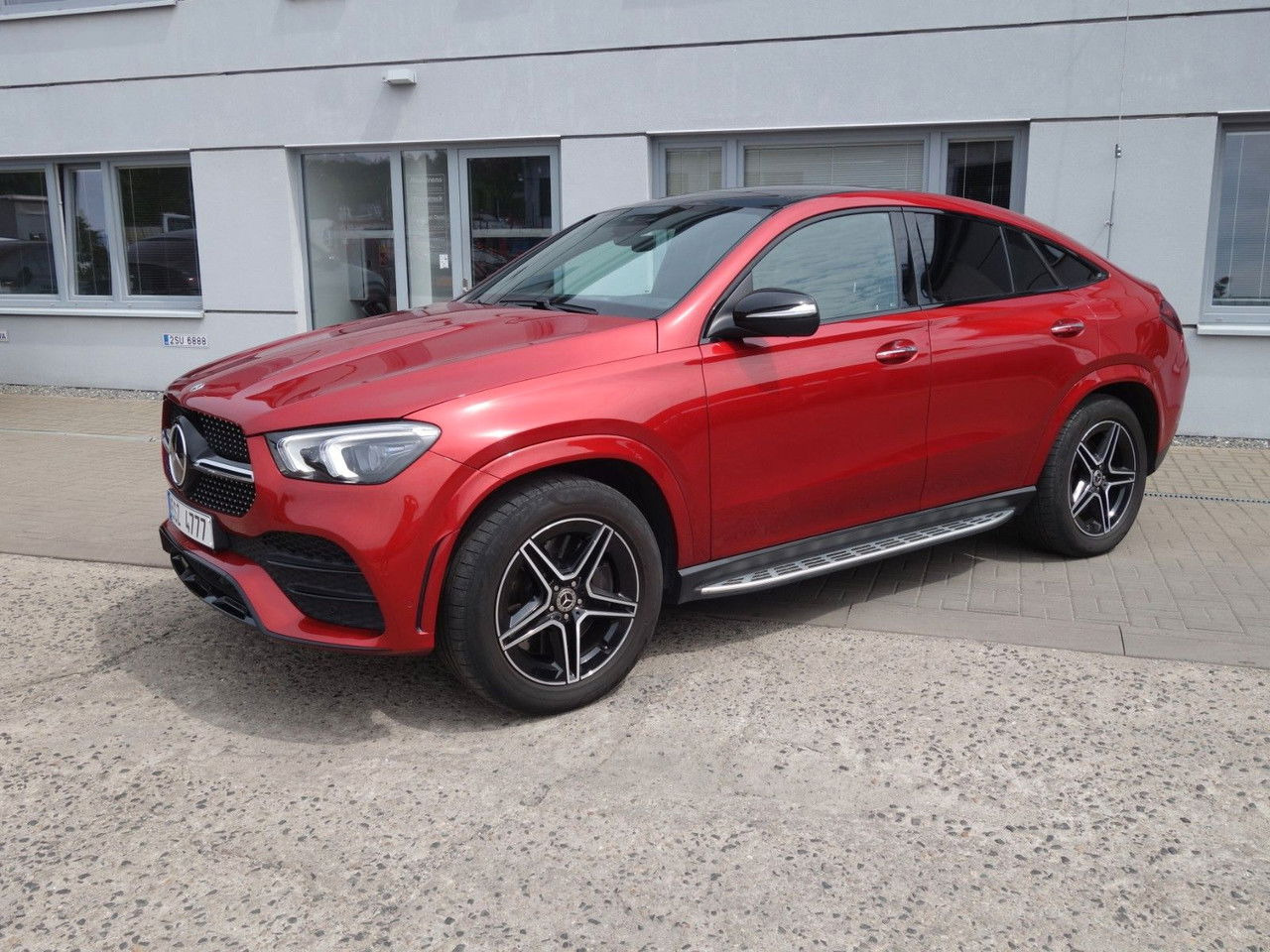 Mercedes-Benz GLE-klasse 400 d 4Matic Coupe Pano - كوبيه: صور 2 Mercedes-Benz GLE-klasse 400 d 4Matic Coupe Pano - كوبيه: صور 2