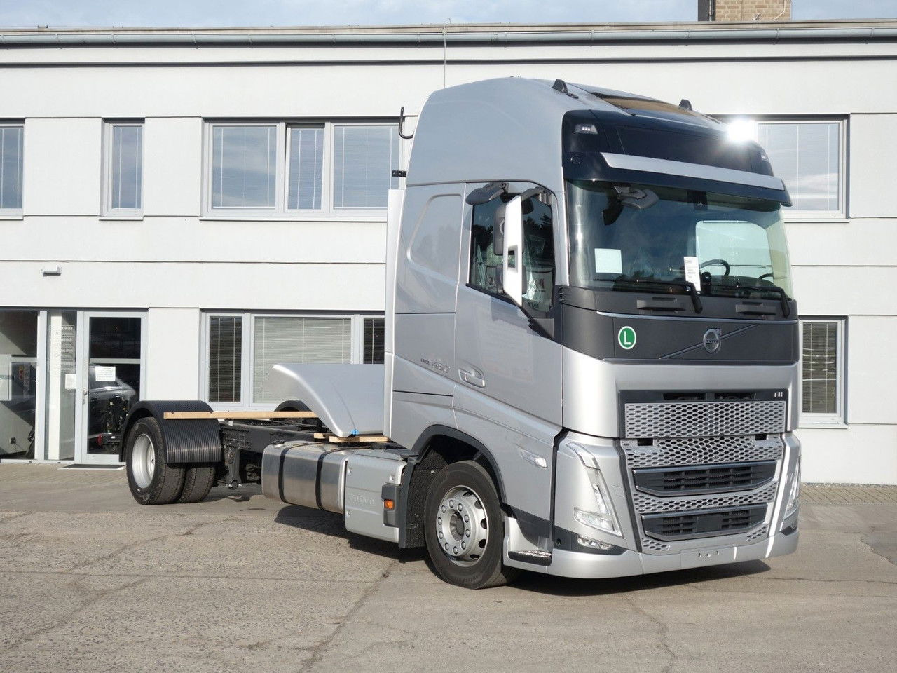 Volvo FH 13 XL 460 Turbo Compound Neue - شاحنات الحاويات / جسم علوي قابل للتغيير شاحنة: صور 2 Volvo FH 13 XL 460 Turbo Compound Neue - شاحنات الحاويات / جسم علوي قابل للتغيير شاحنة: صور 2