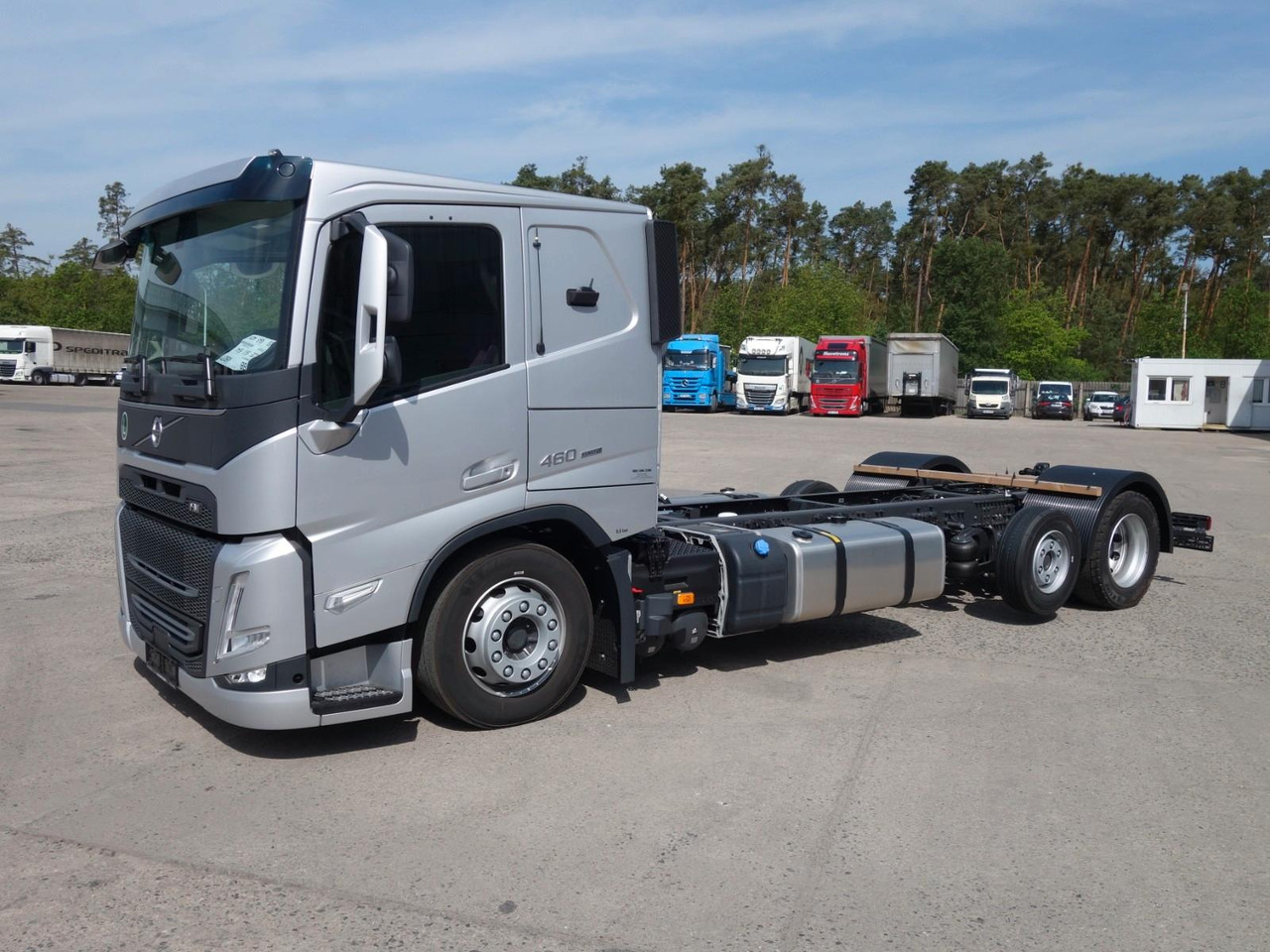 Volvo FM13 460 6x2 Neue RTO , Kassbohrer, Rolfo, Rimo - شاحنة نقل سيارات شاحنة: صور 2 Volvo FM13 460 6x2 Neue RTO , Kassbohrer, Rolfo, Rimo - شاحنة نقل سيارات شاحنة: صور 2