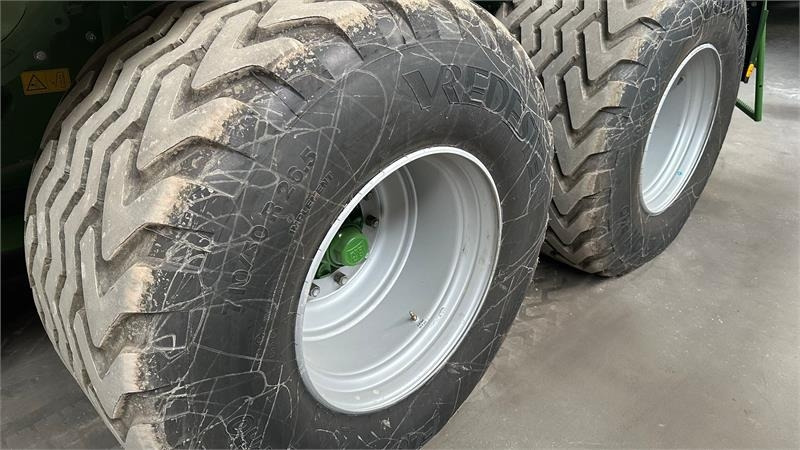 Krone Big Pack 1290 HDP II XC - مكبس البالات المستطيله: صور 5 Krone Big Pack 1290 HDP II XC - مكبس البالات المستطيله: صور 5