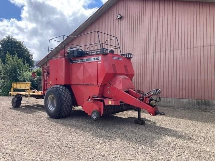 Massey Ferguson LB190 Fieldstar *** m. parkland ballevogn *** - مكبس البالات المستطيله: صور 2 Massey Ferguson LB190 Fieldstar *** m. parkland ballevogn *** - مكبس البالات المستطيله: صور 2
