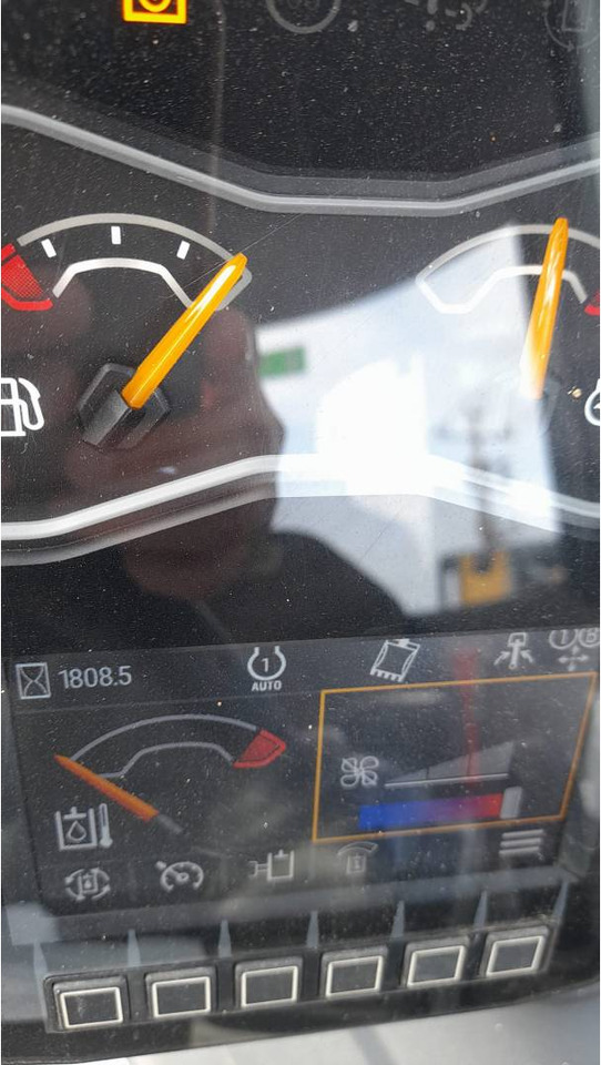 CAT 301.8-05 - حفارات زحافة: صور 5 CAT 301.8-05 - حفارات زحافة: صور 5