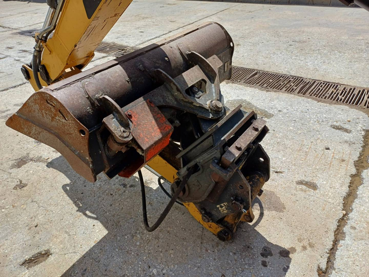 CAT 305.5ECR - حفارات زحافة: صور 5 CAT 305.5ECR - حفارات زحافة: صور 5