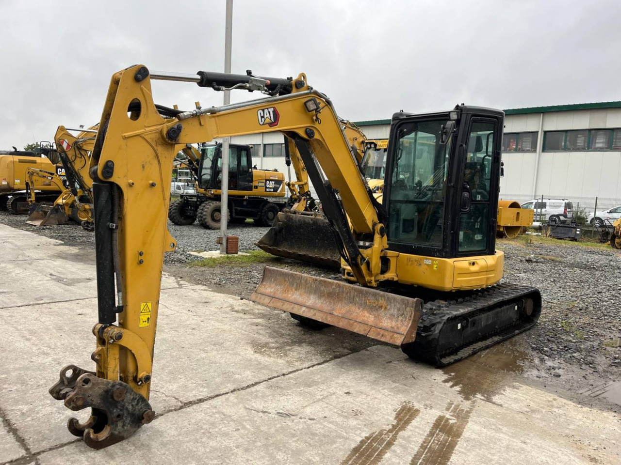 CAT 305E2CR - حفارات زحافة: صور 1 CAT 305E2CR - حفارات زحافة: صور 1