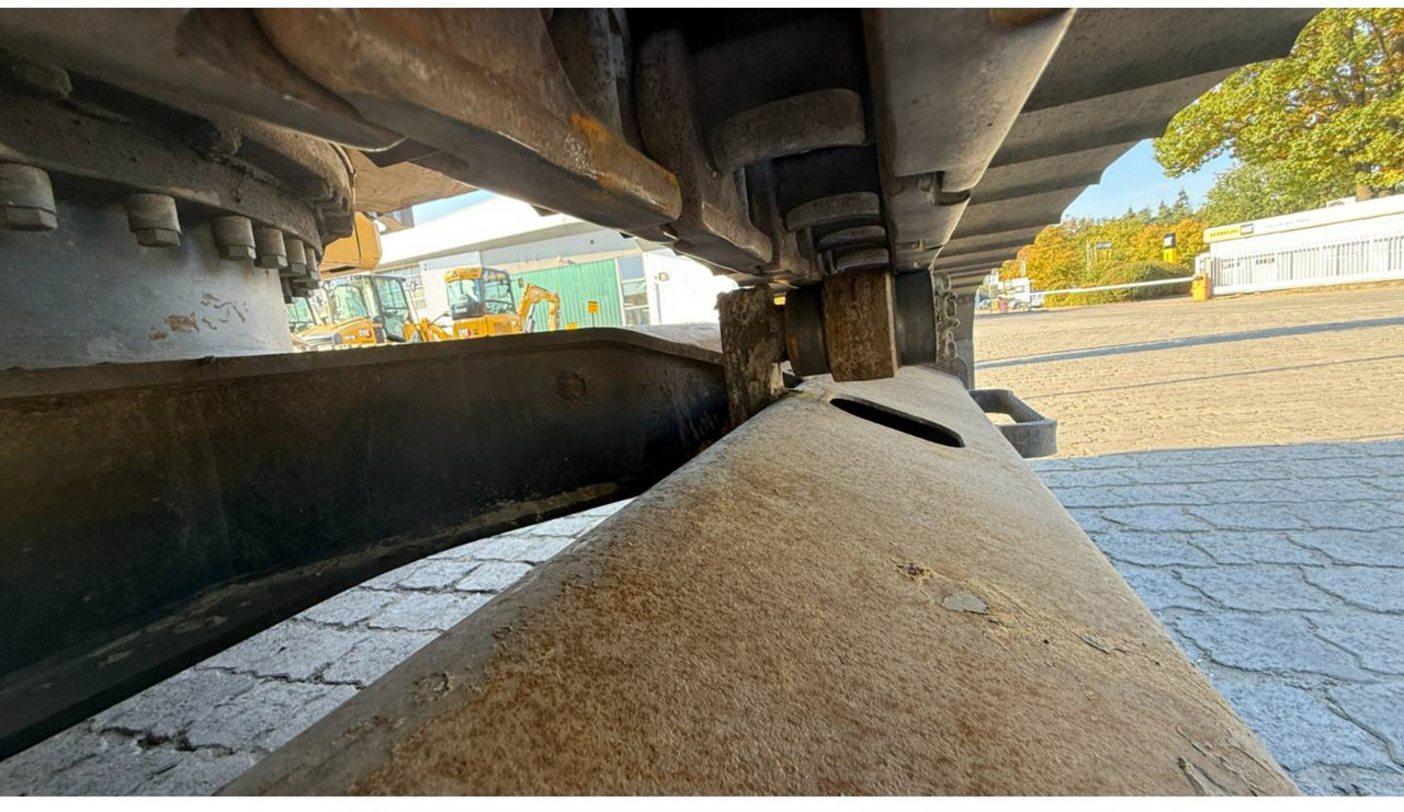 حفارات زحافة CAT 323-07: صور 11 حفارات زحافة CAT 323-07: صور 11