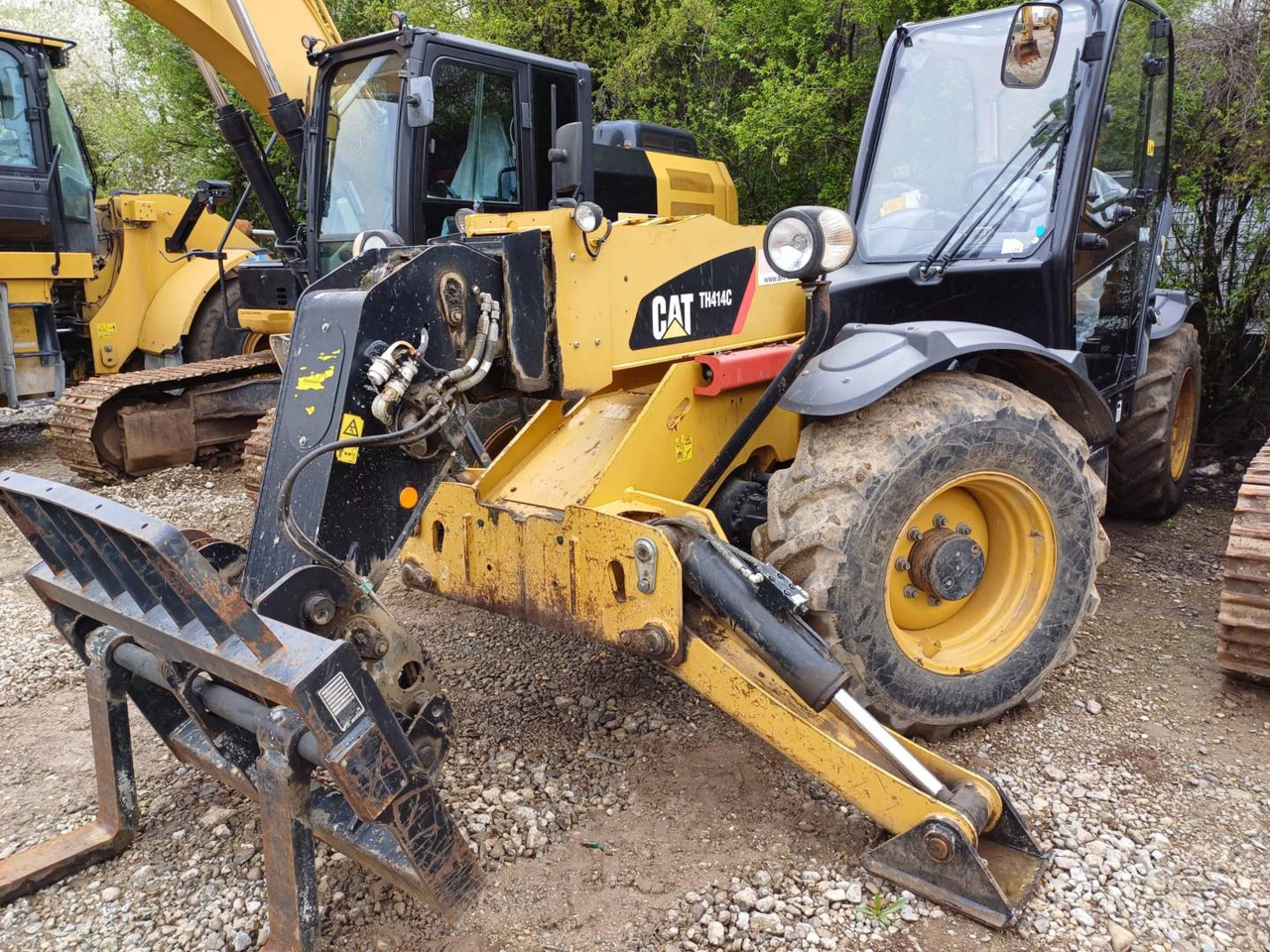 رافعة تلسكوبية CAT TH414C: صور 8 رافعة تلسكوبية CAT TH414C: صور 8