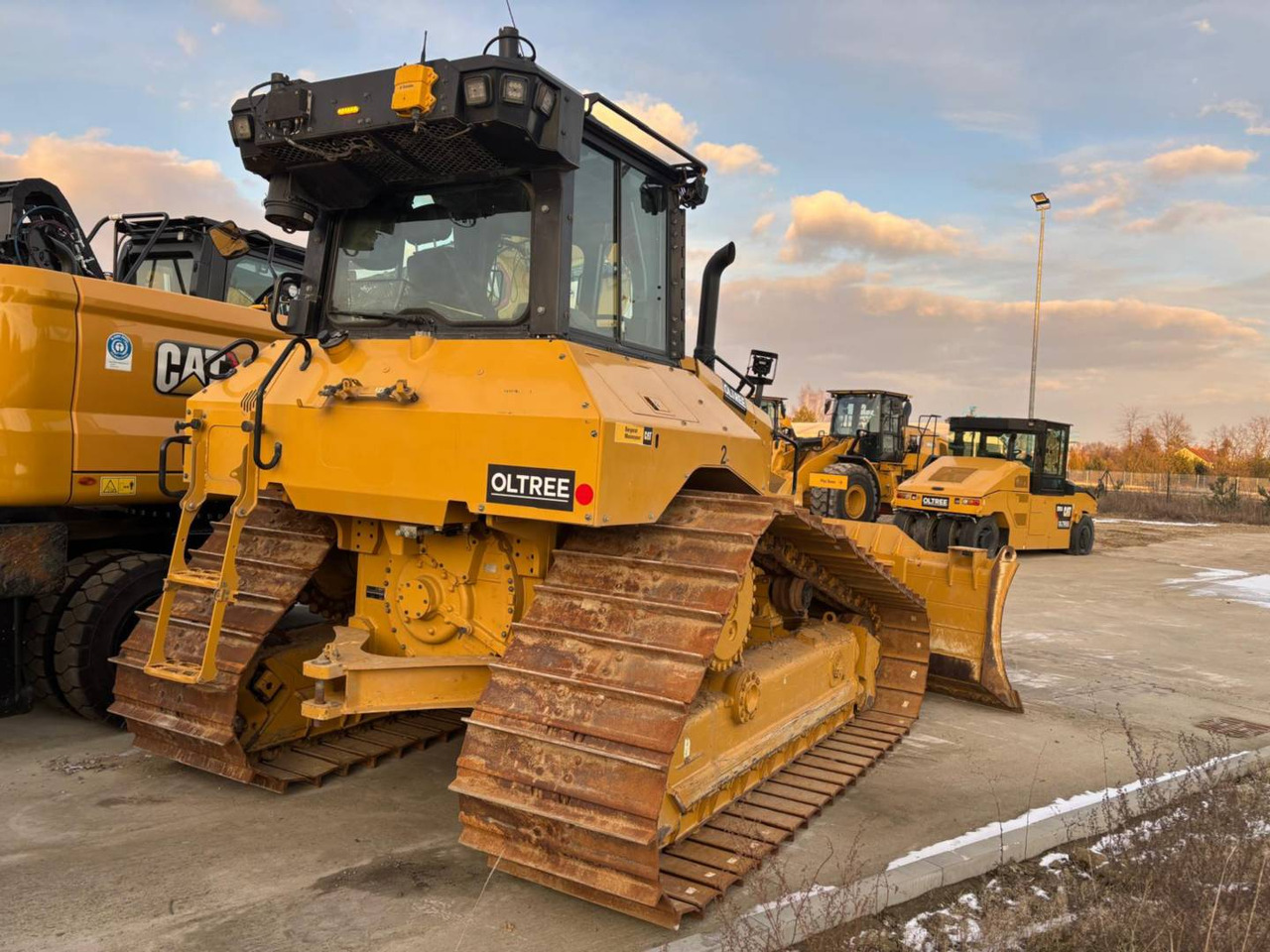 CAT D5 LGP - بلدوزر: صور 3 CAT D5 LGP - بلدوزر: صور 3