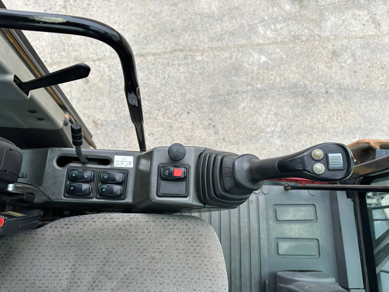 حفارة على عجلات CAT MH3022: صور 14