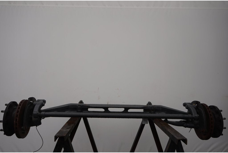 Mercedes-Benz F-8/C22.5 - المحور الأمامي - شاحنة: صور 1 Mercedes-Benz F-8/C22.5 - المحور الأمامي - شاحنة: صور 1