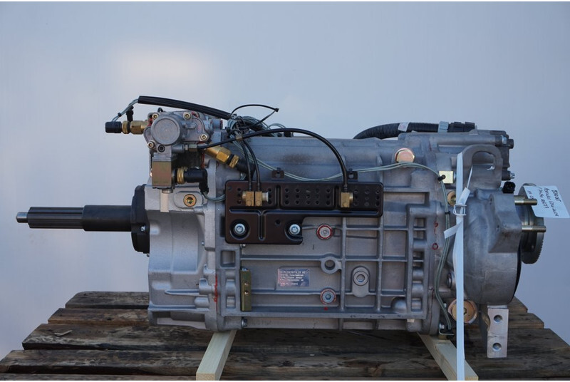 Mercedes-Benz G210-16/14.2-0.83EPS + VB VOITH 715240004527 - علبة التروس - شاحنة: صور 1 Mercedes-Benz G210-16/14.2-0.83EPS + VB VOITH 715240004527 - علبة التروس - شاحنة: صور 1