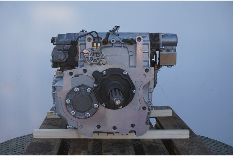 Mercedes-Benz G210-16/14.2-0.83EPS + VB VOITH 715240004527 - علبة التروس - شاحنة: صور 2 Mercedes-Benz G210-16/14.2-0.83EPS + VB VOITH 715240004527 - علبة التروس - شاحنة: صور 2