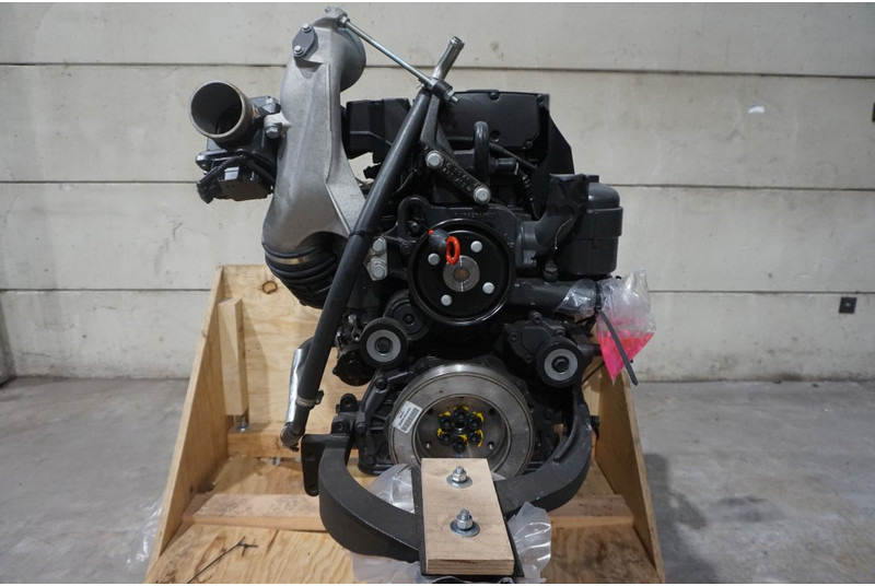 Mercedes-Benz OM924LA EURO5 NEW - المحرك - شاحنة: صور 2 Mercedes-Benz OM924LA EURO5 NEW - المحرك - شاحنة: صور 2