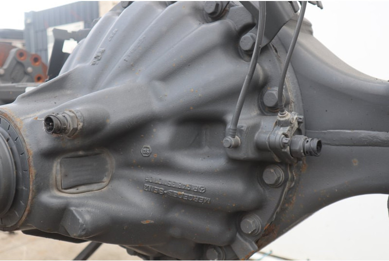 Mercedes-Benz R440-13A/C22.5 43/10 - المحور الخلفي - شاحنة: صور 4 Mercedes-Benz R440-13A/C22.5 43/10 - المحور الخلفي - شاحنة: صور 4