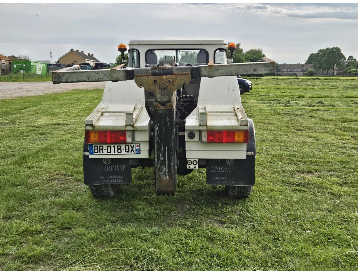 Land Rover Defender Breaking down vehicle - سيارة السحب للتصليح: صور 5 Land Rover Defender Breaking down vehicle - سيارة السحب للتصليح: صور 5
