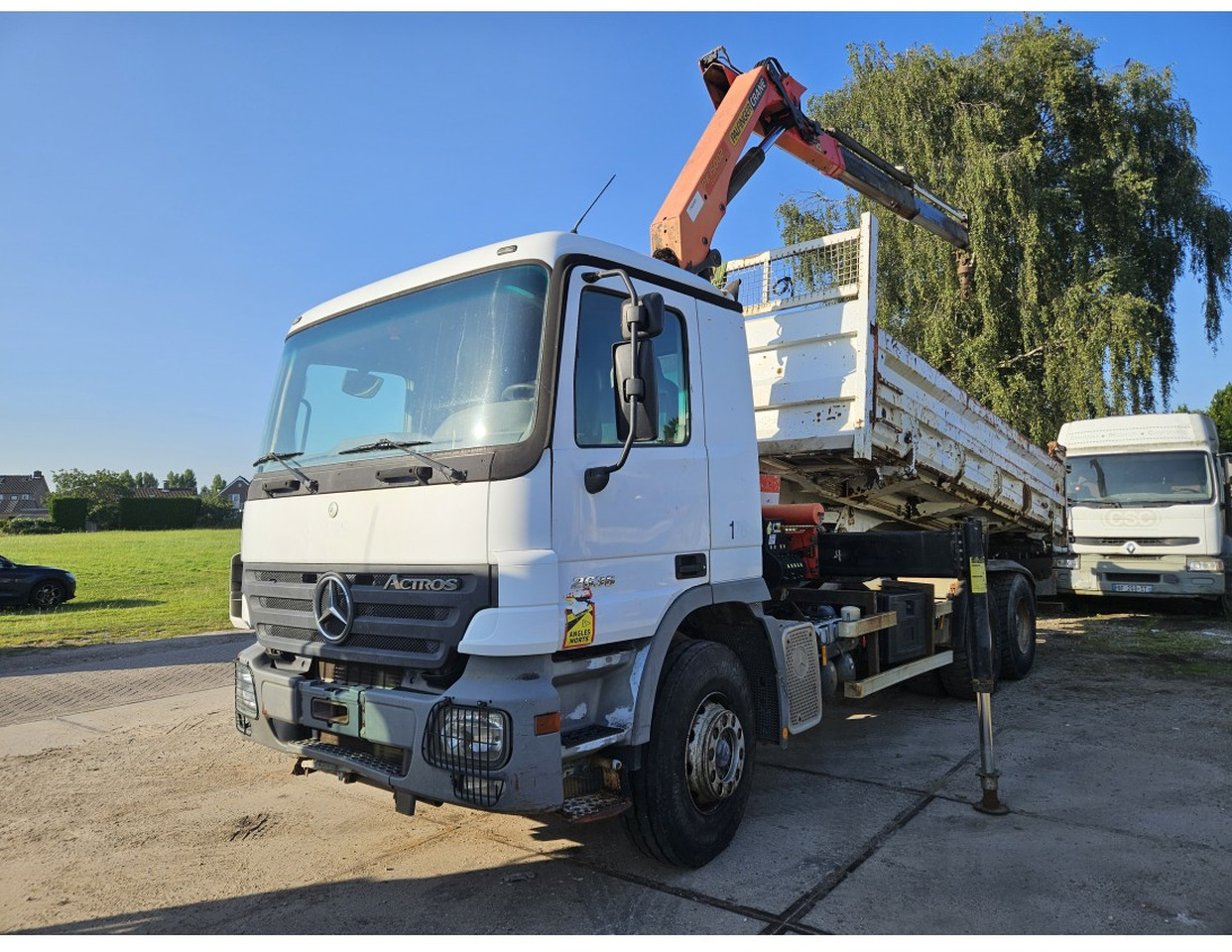 MERCEDES ACTROS 2636 6X4 TIPPER CRANE 15002 EPS - قلابات, شاحنة كرين: صور 1 MERCEDES ACTROS 2636 6X4 TIPPER CRANE 15002 EPS - قلابات, شاحنة كرين: صور 1
