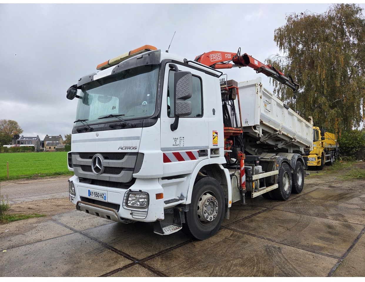 MERCEDESA CTROS 3341 6X4 TIPPER CRANE FASSI F105 - قلابات, شاحنة كرين: صور 1 MERCEDESA CTROS 3341 6X4 TIPPER CRANE FASSI F105 - قلابات, شاحنة كرين: صور 1