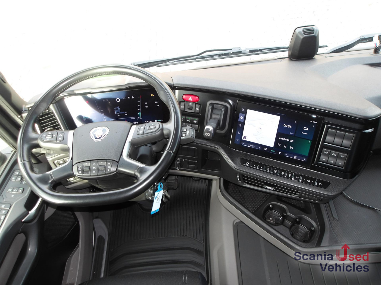SCANIA R 460 EB - MEGA - HIGHLINE - 2x TANKs - ACC - شاحنة جرار: صور 2 SCANIA R 460 EB - MEGA - HIGHLINE - 2x TANKs - ACC - شاحنة جرار: صور 2