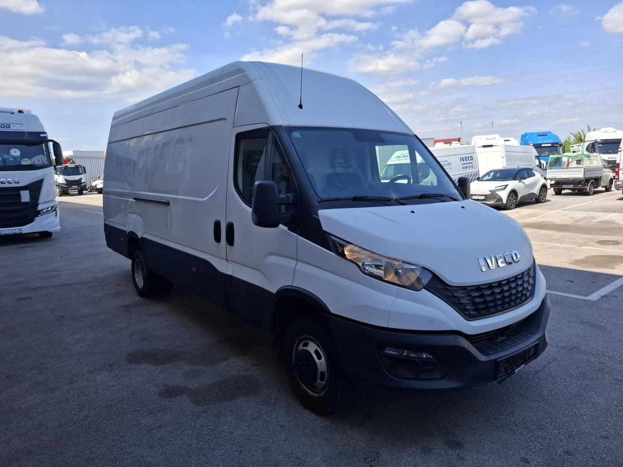 IVECO Daily 35C16V - ميكروباص: صور 2 IVECO Daily 35C16V - ميكروباص: صور 2
