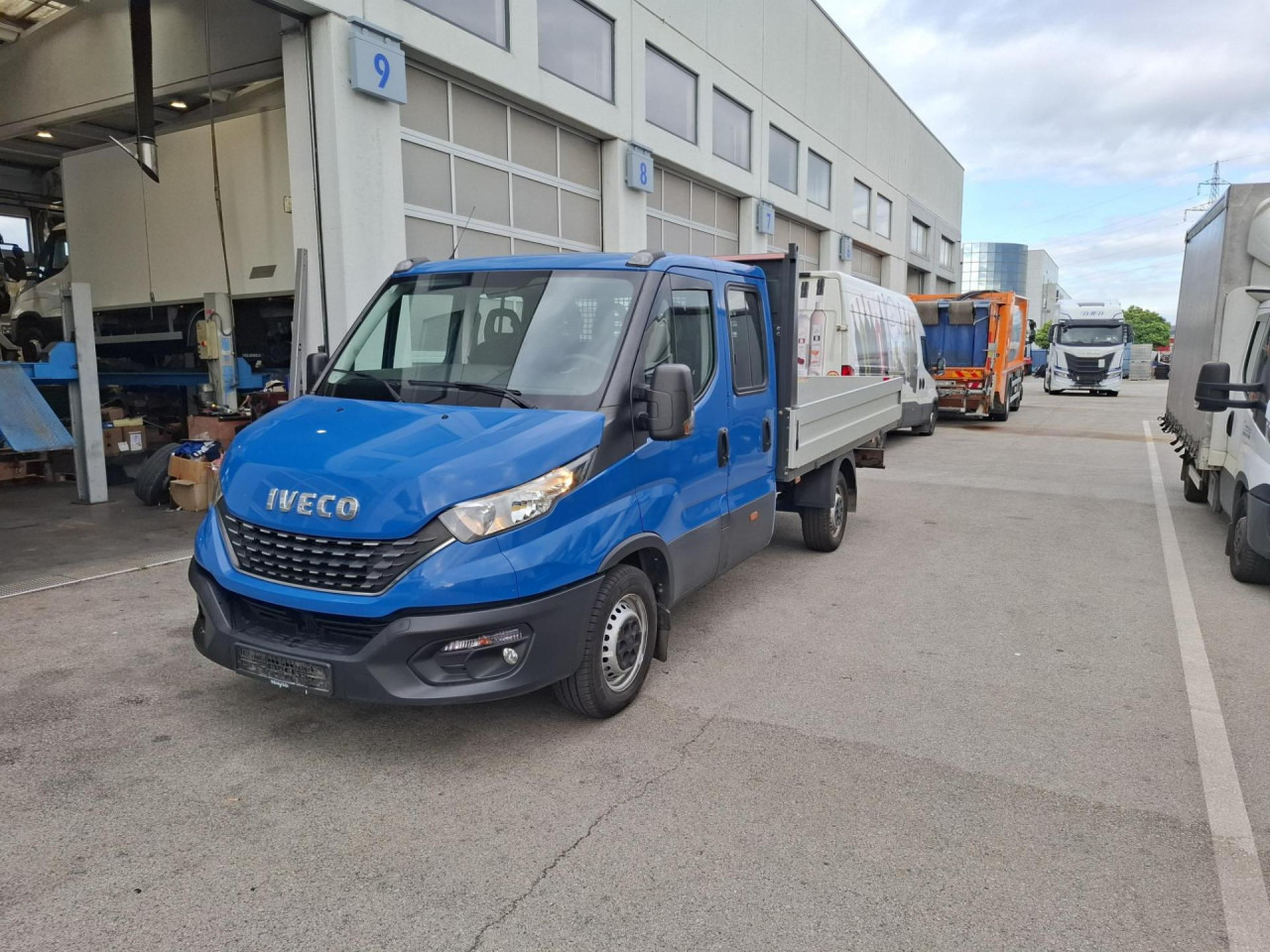 IVECO Daily 35S16A8 - فان, الشاحنات الصغيرة كابينة مزدوجة: صور 1 IVECO Daily 35S16A8 - فان, الشاحنات الصغيرة كابينة مزدوجة: صور 1
