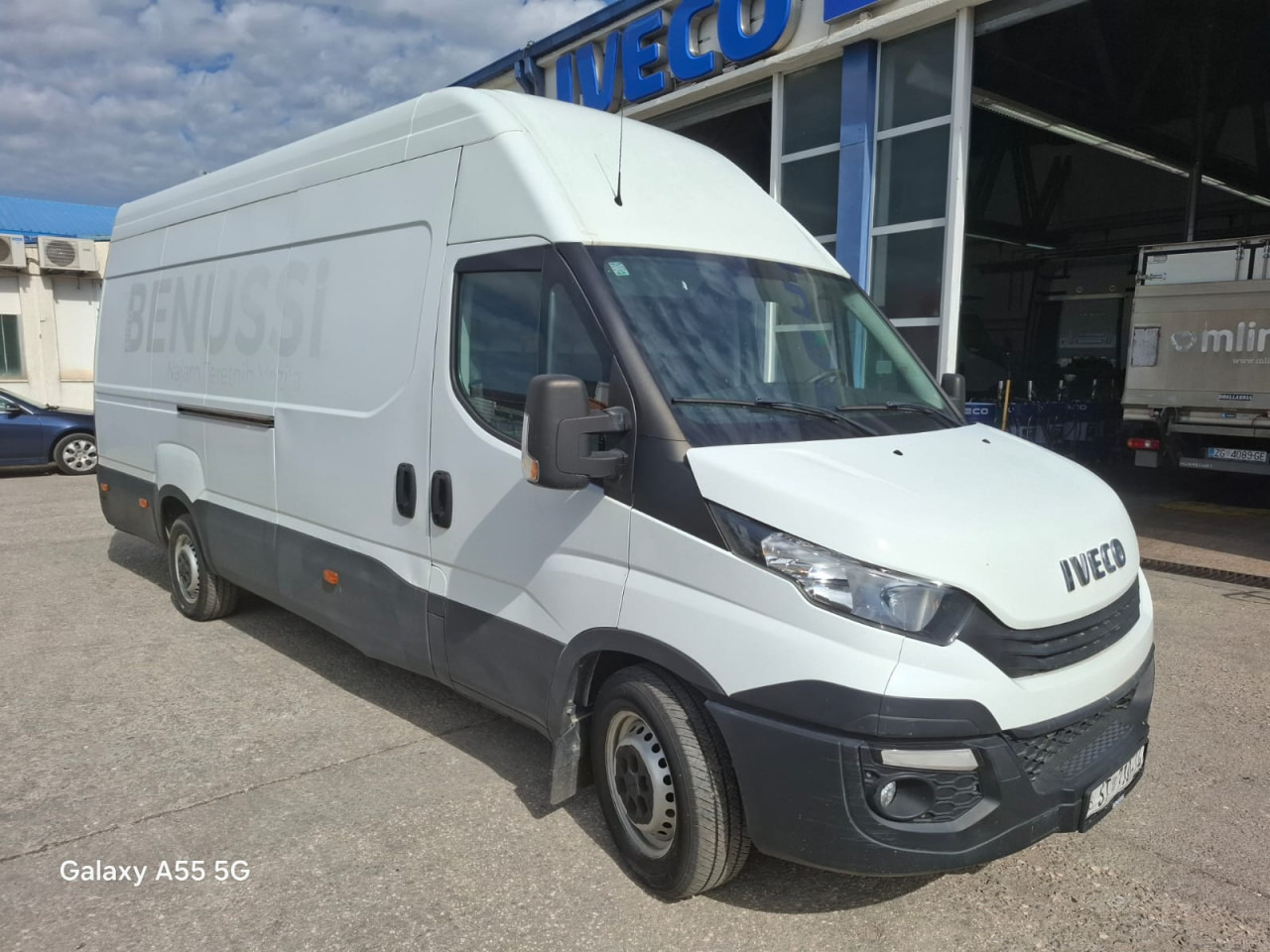 IVECO Daily 35S16V - ميكروباص: صور 2 IVECO Daily 35S16V - ميكروباص: صور 2