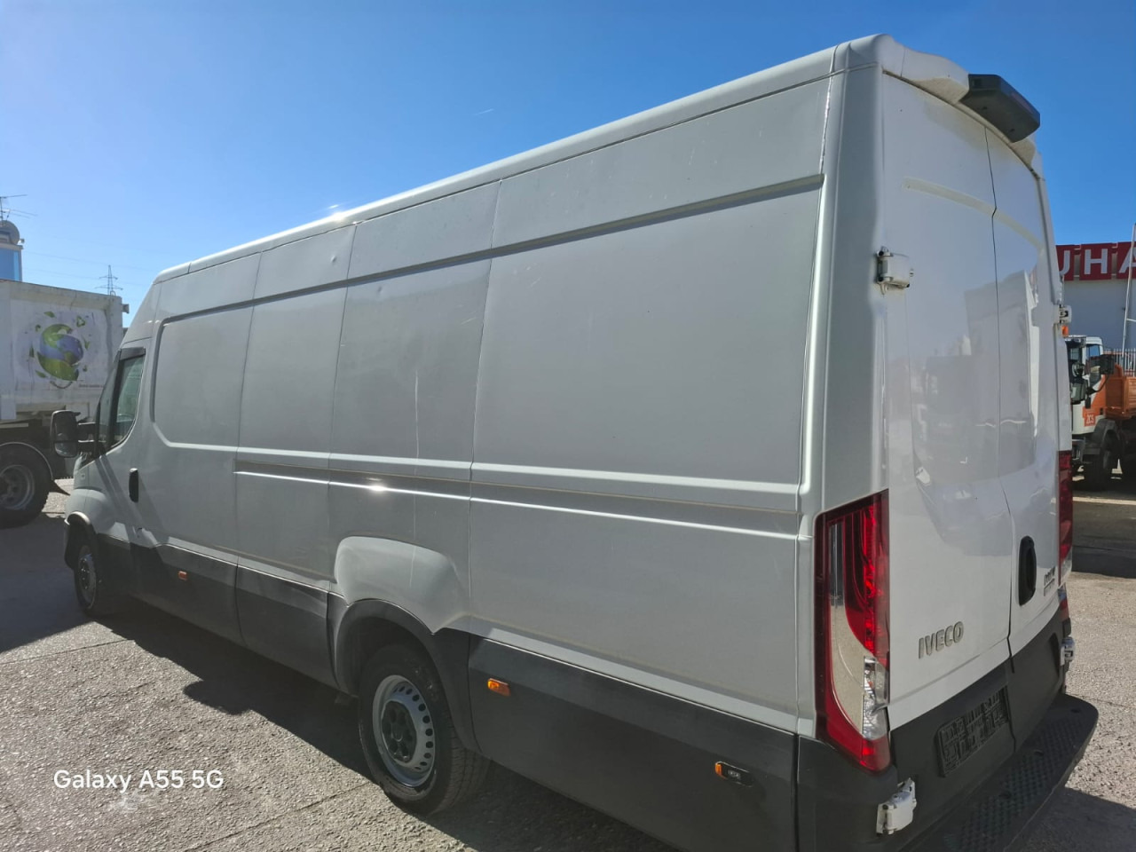 IVECO Daily 35S16V - ميكروباص: صور 3 IVECO Daily 35S16V - ميكروباص: صور 3